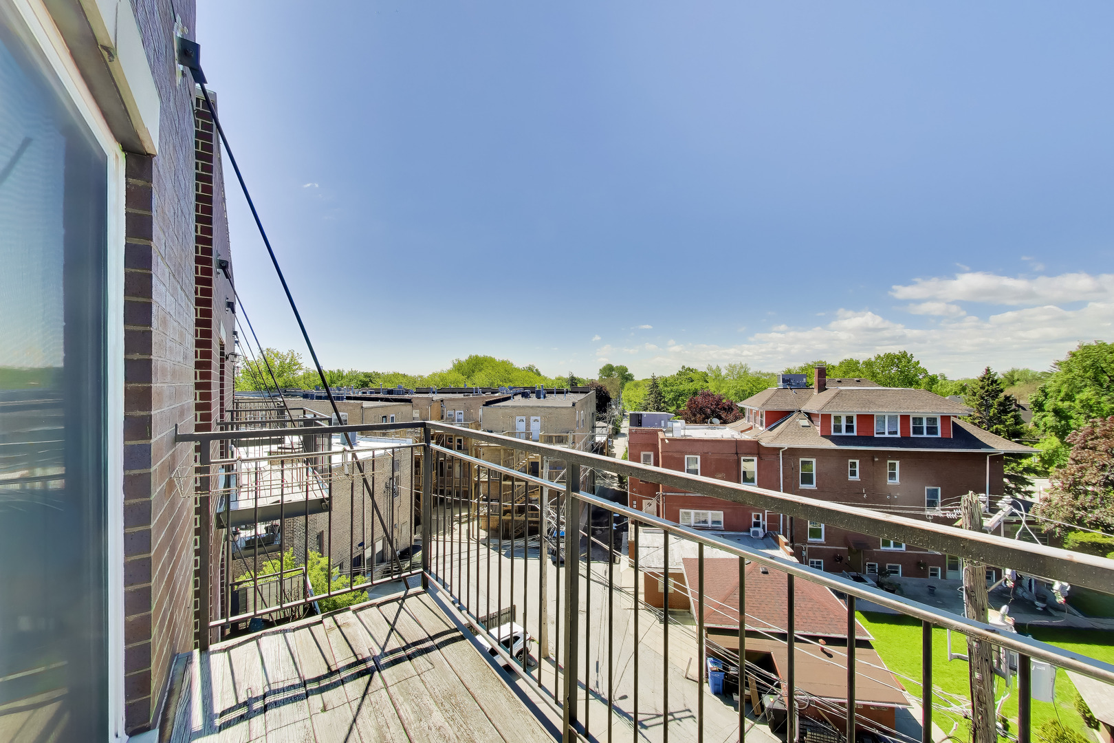 4156 N ELSTON Avenue Unit: 4S