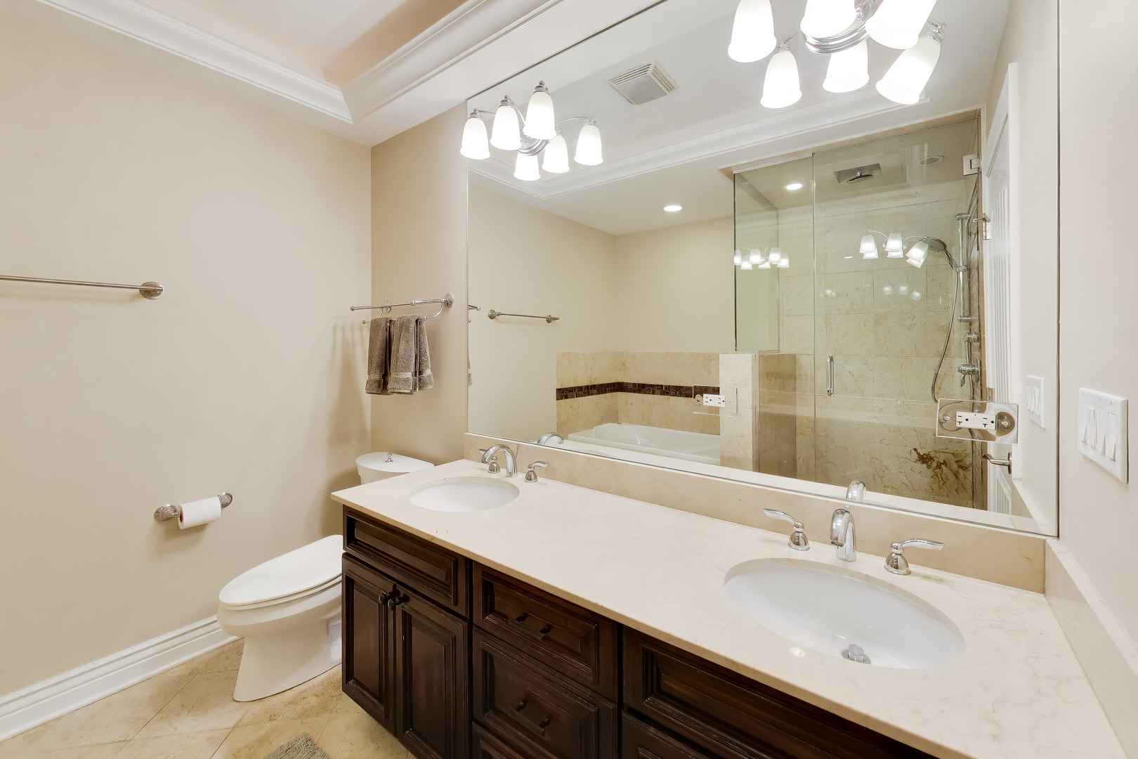 4156 N ELSTON Avenue Unit: 4S