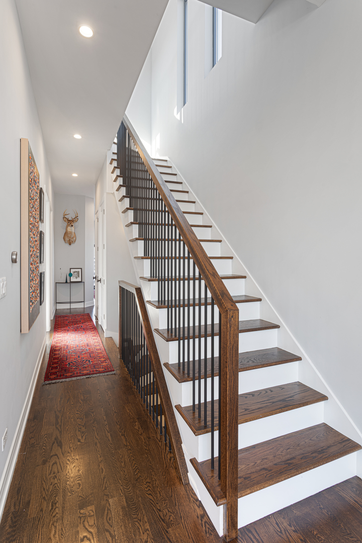 1018 N wood Street Unit: 3