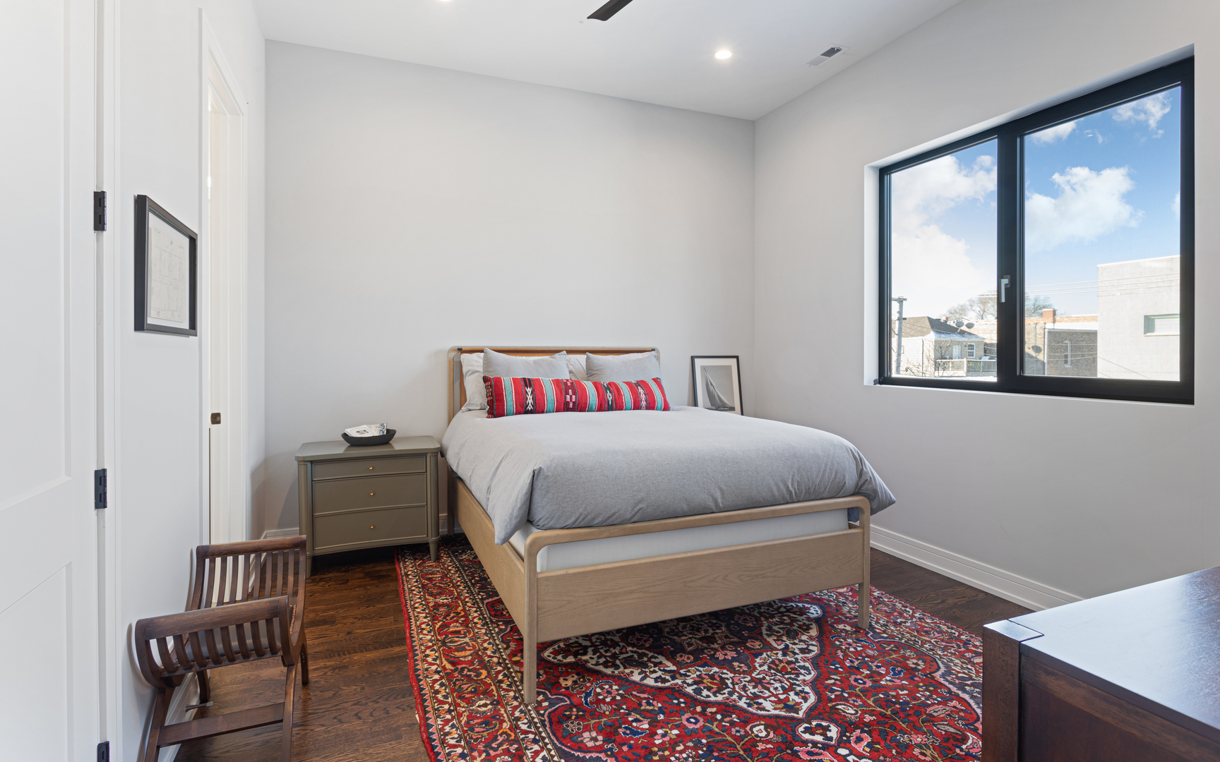 1018 N wood Street Unit: 3