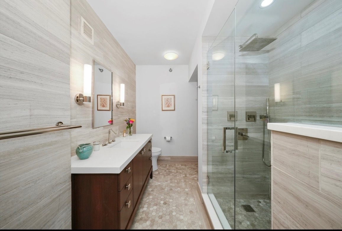 55 W Delaware Place Unit: 217