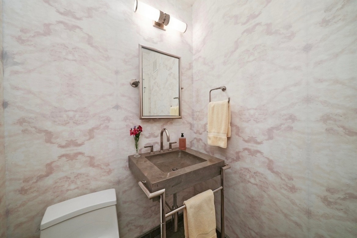 55 W Delaware Place Unit: 217