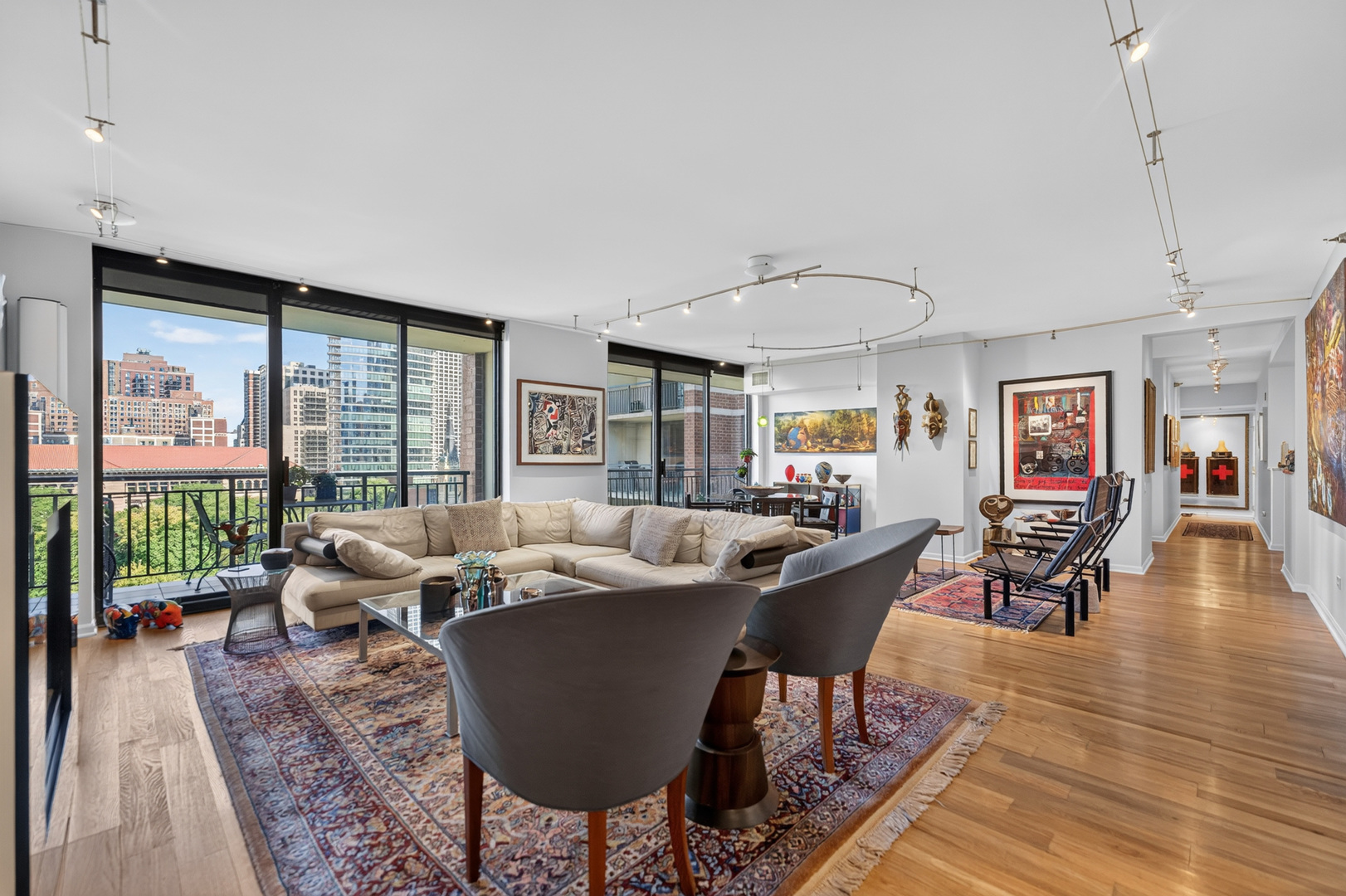 55 W Delaware Place Unit: 1007