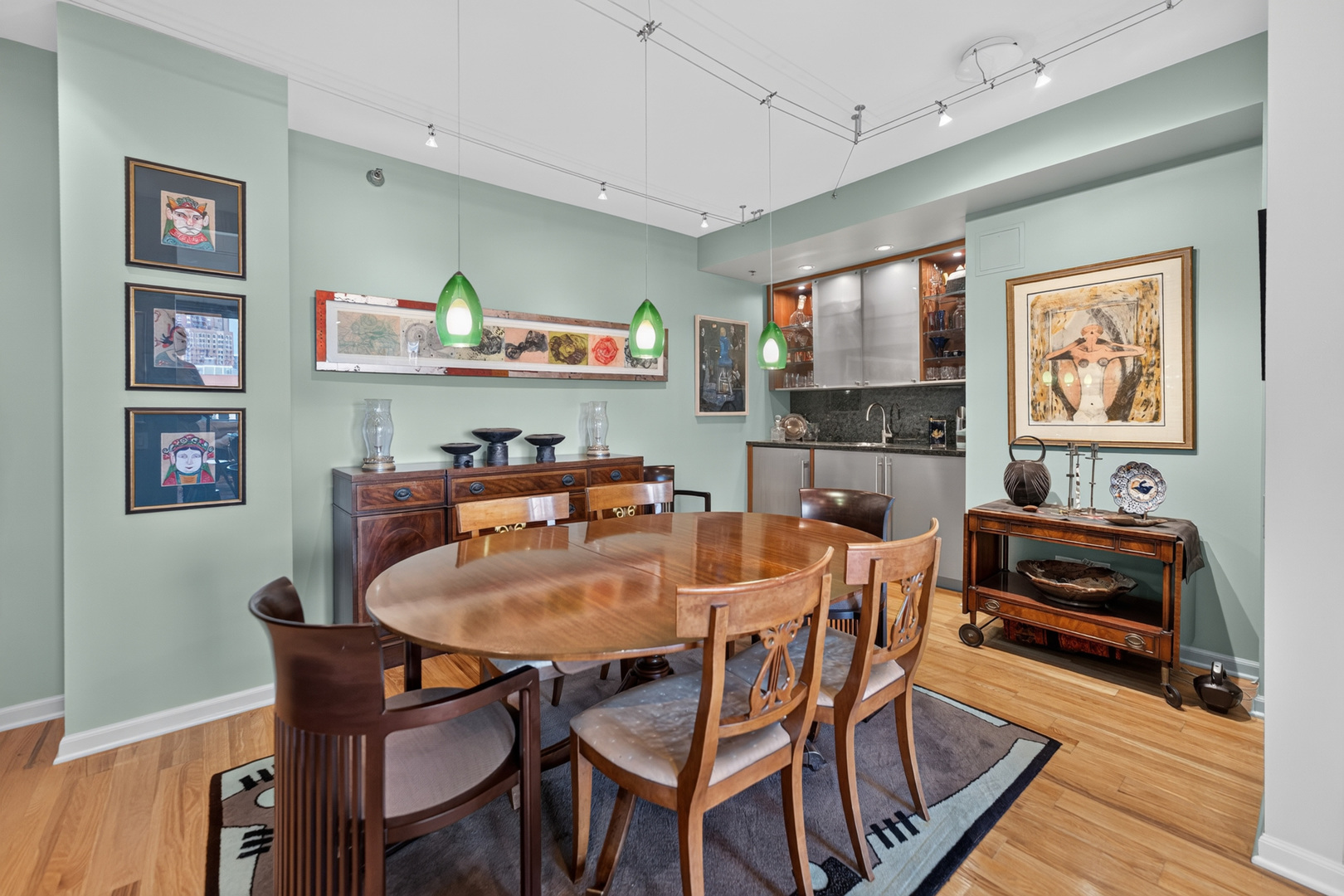 55 W Delaware Place Unit: 1007