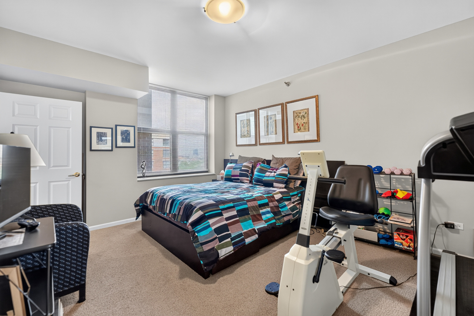 55 W Delaware Place Unit: 1007