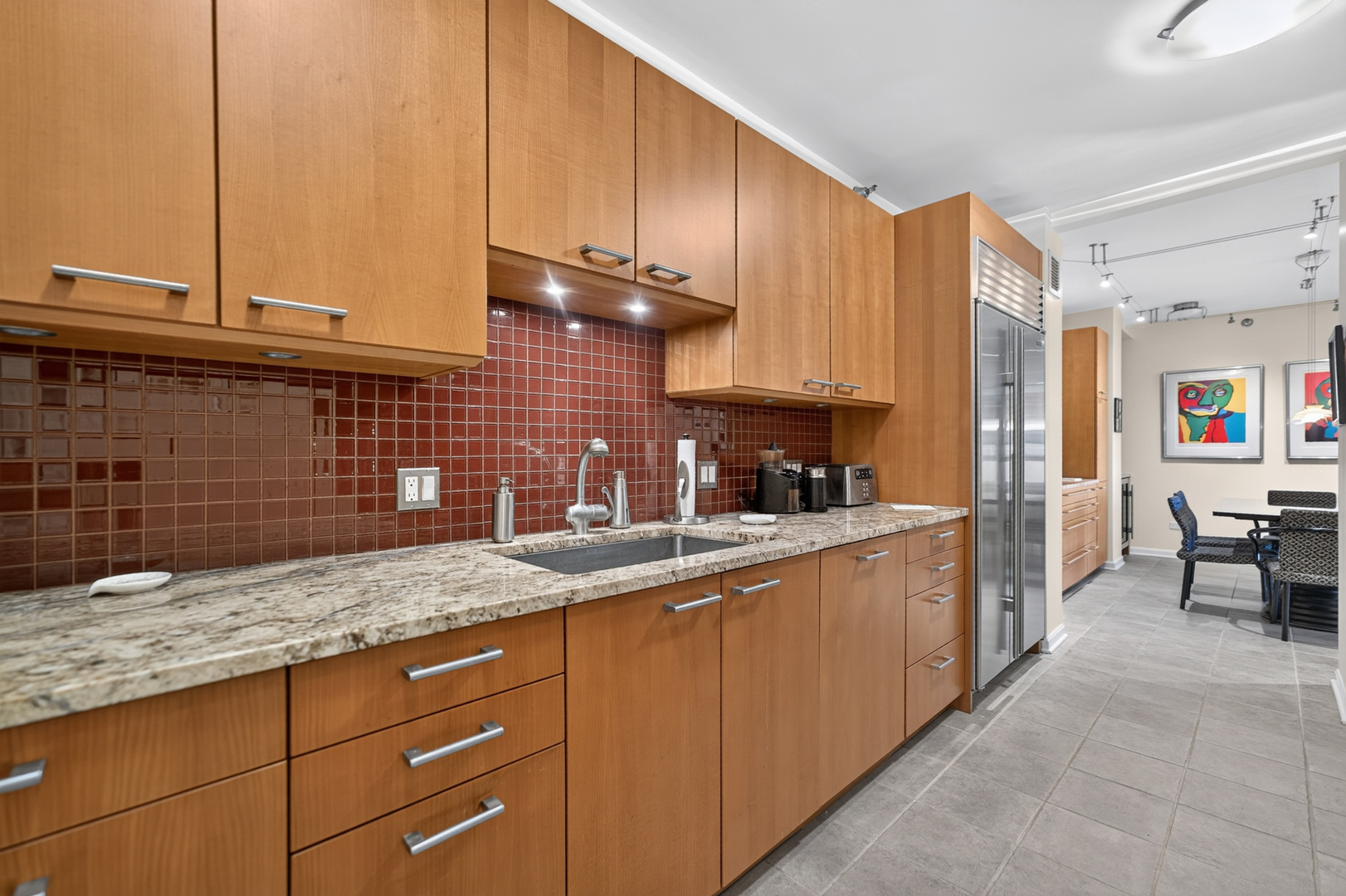 55 W Delaware Place Unit: 1007