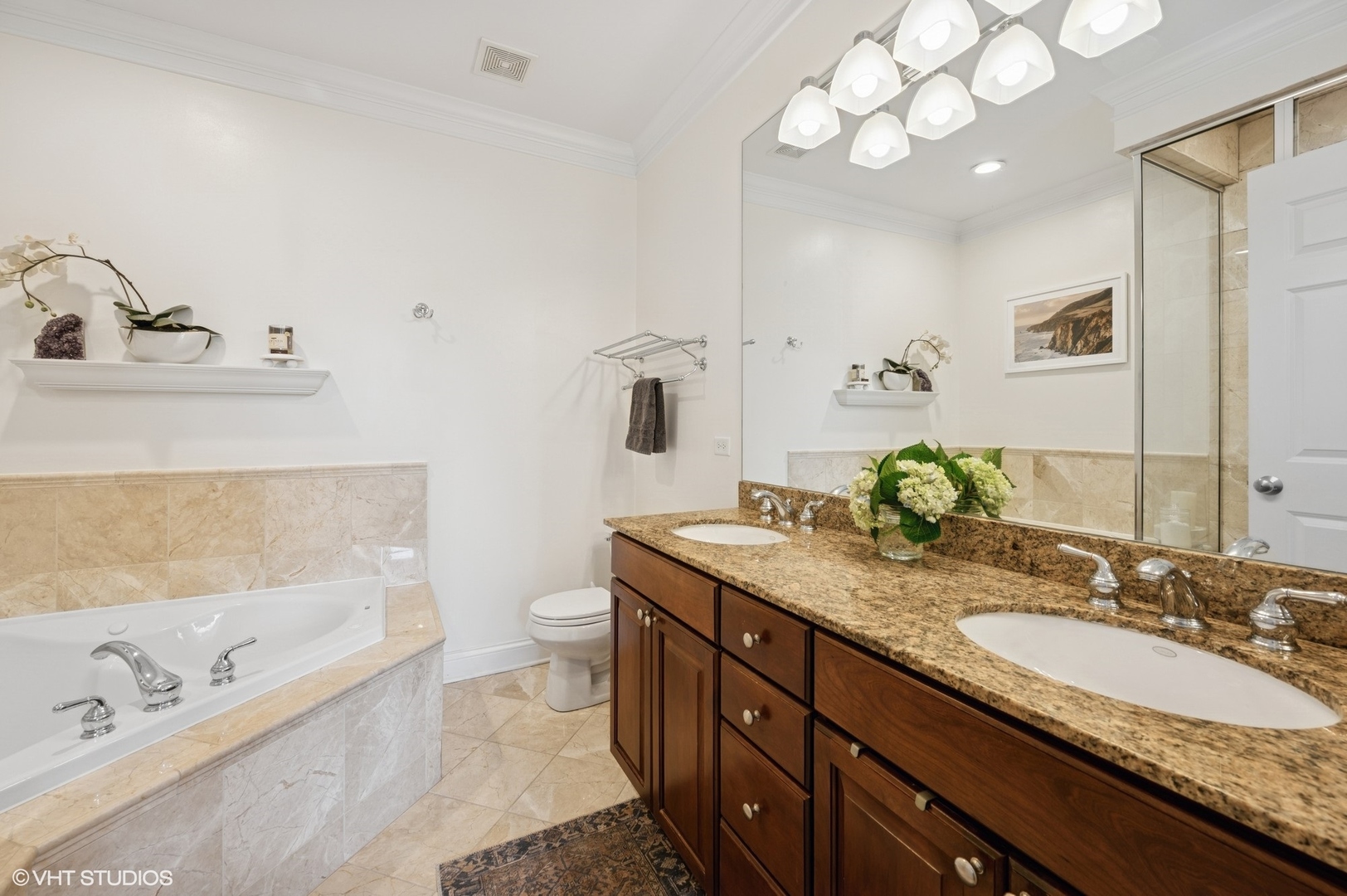 3543 N Southport Avenue Unit: 3S