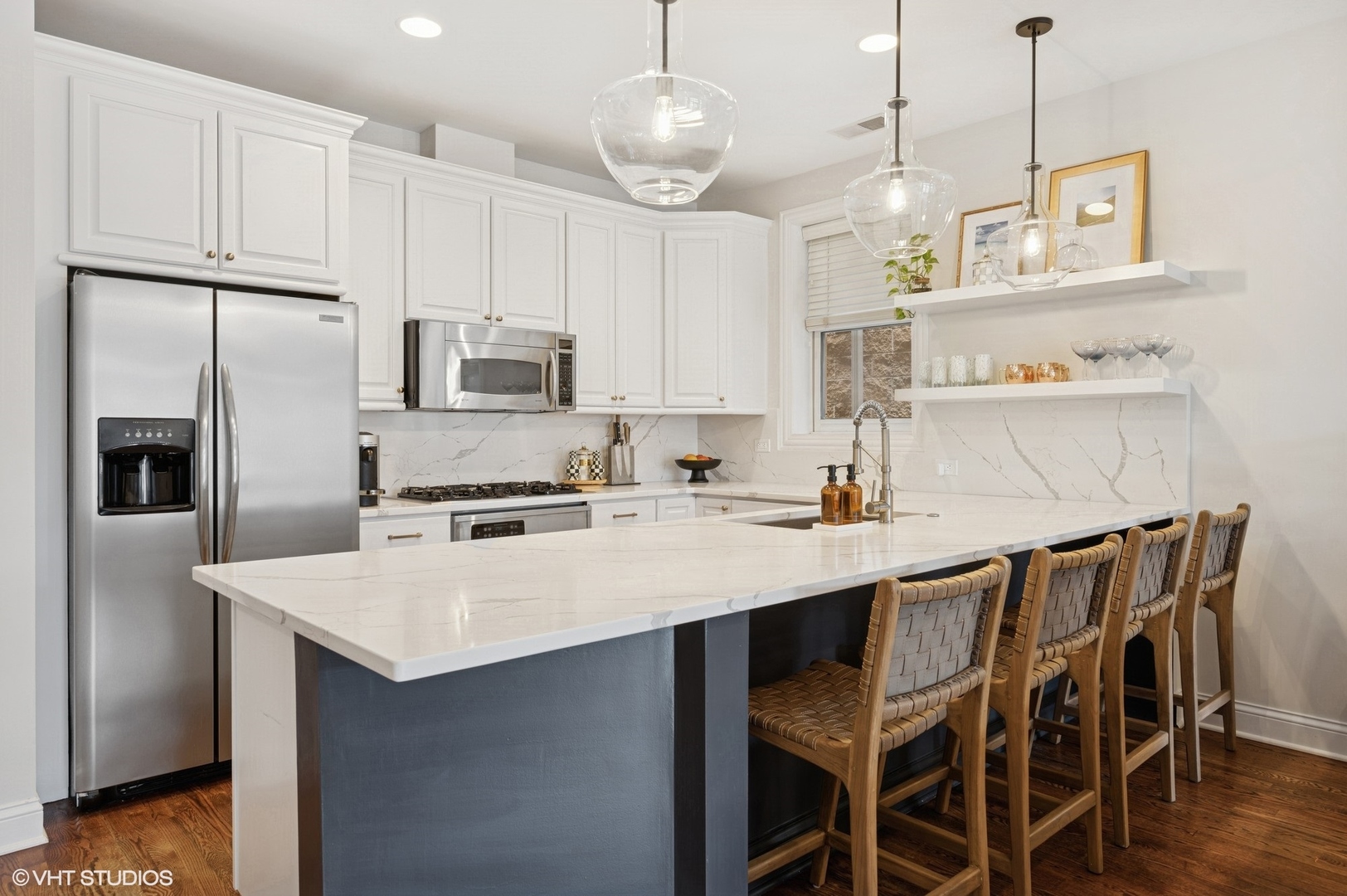 3543 N Southport Avenue Unit: 3S