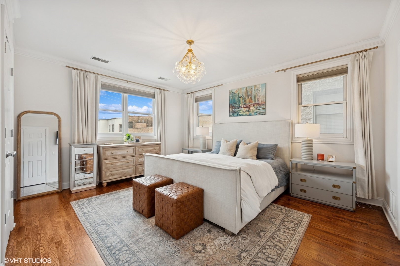 3543 N Southport Avenue Unit: 3S