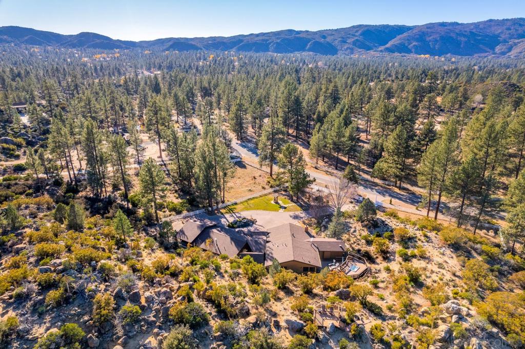 60725 Table Mountain Rd