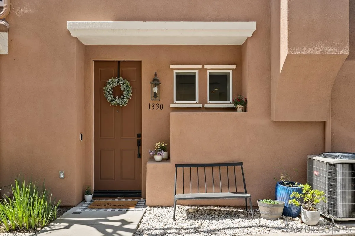 1330 Sky Ridge Ct