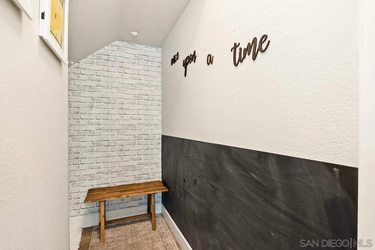 1330 Sky Ridge Ct