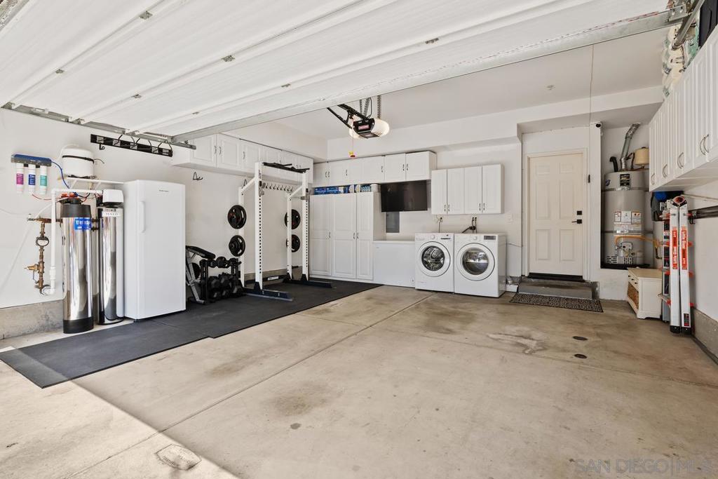 1330 Sky Ridge Ct
