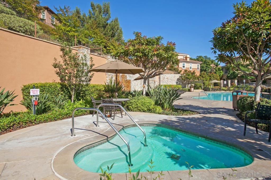 1330 Sky Ridge Ct