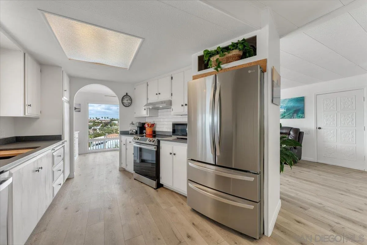 1930 W San Marcos Blvd Unit: 245