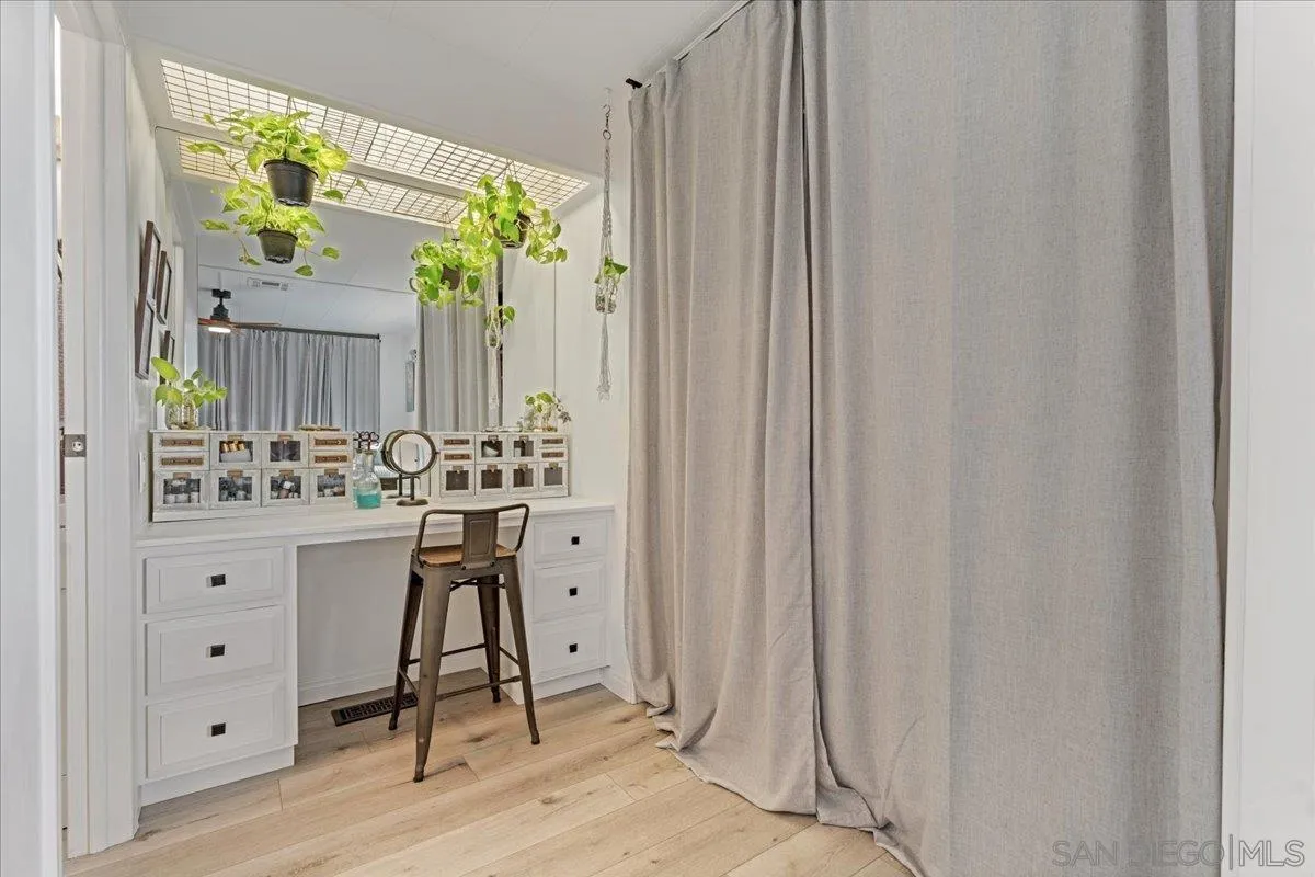 1930 W San Marcos Blvd Unit: 245