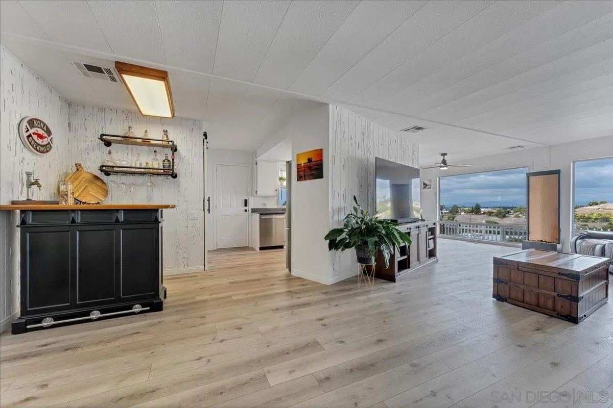 1930 W San Marcos Blvd Unit: 245