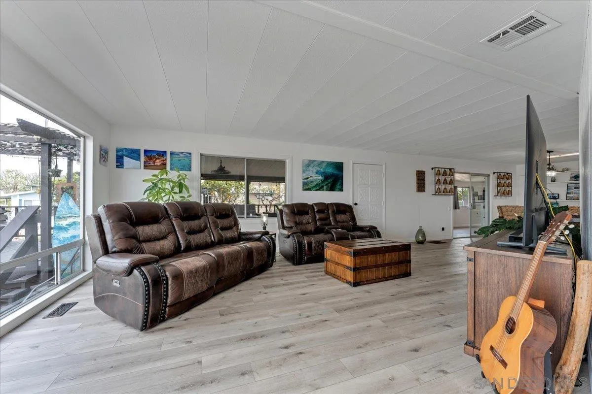 1930 W San Marcos Blvd Unit: 245