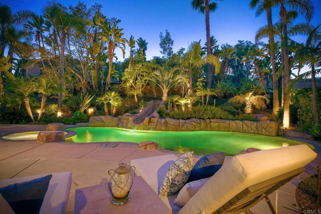 2378 CASA HERMOSA Court