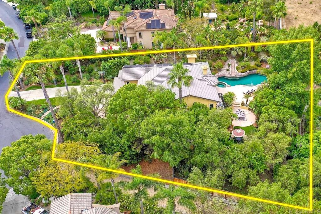 2378 CASA HERMOSA Court