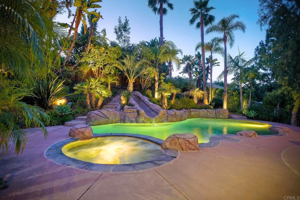 2378 CASA HERMOSA Court