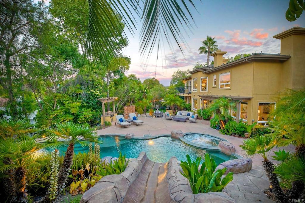2378 CASA HERMOSA Court