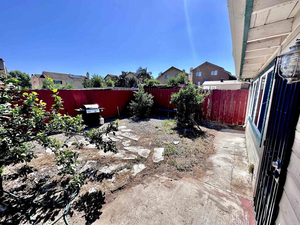 1045 W 13th Avenue