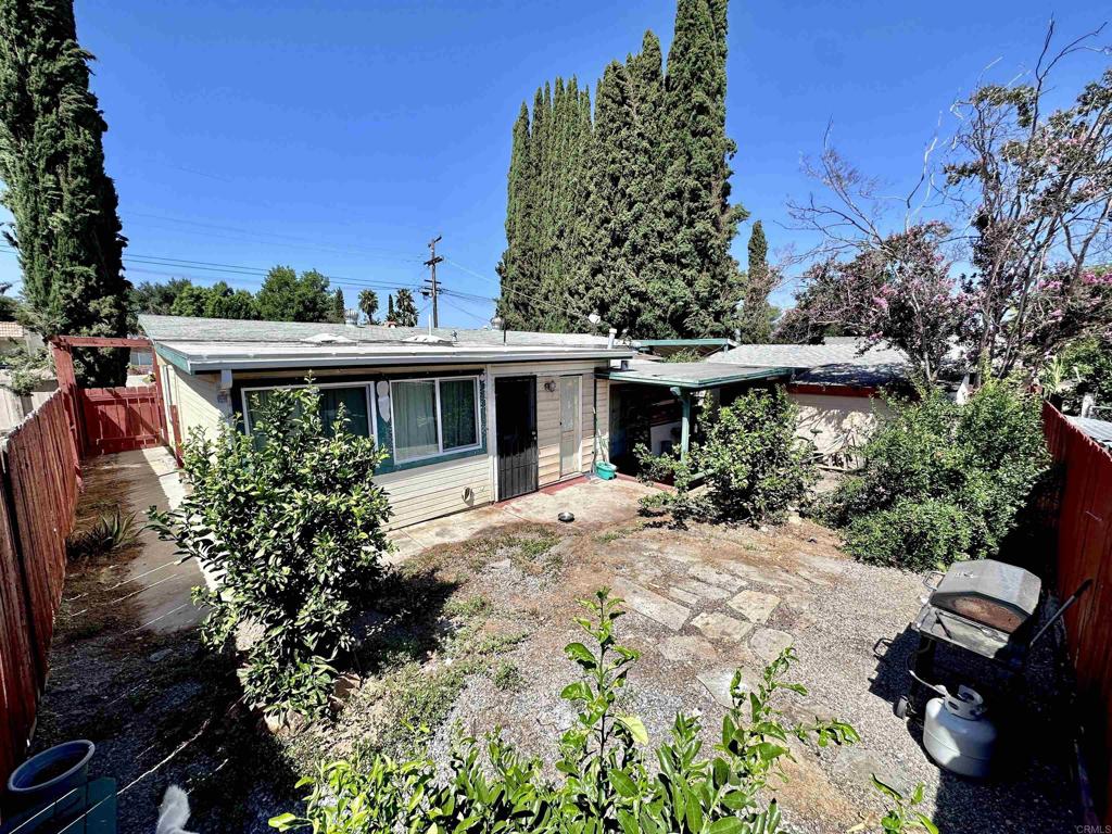 1045 W 13th Avenue
