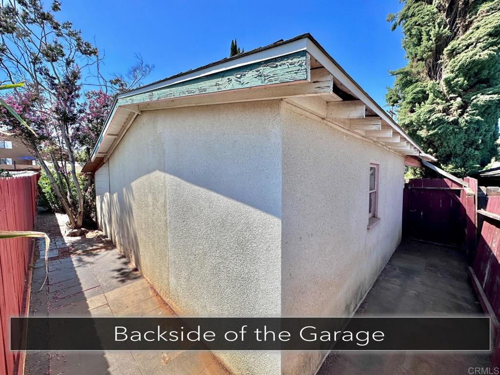 1045 W 13th Avenue