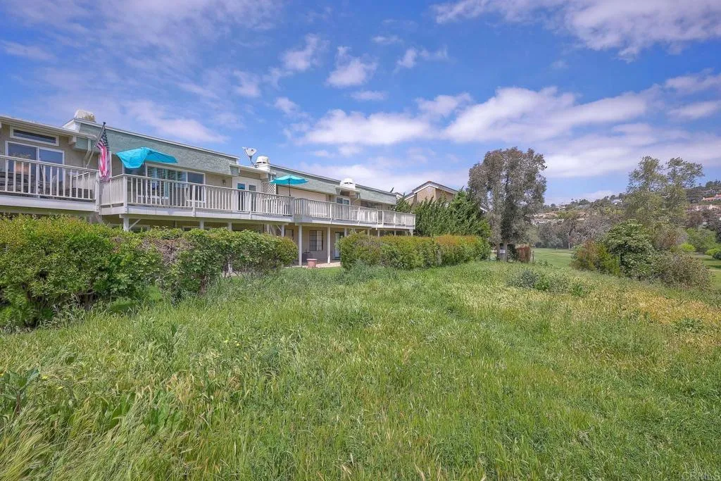 7520 Jerez Court Unit #c
