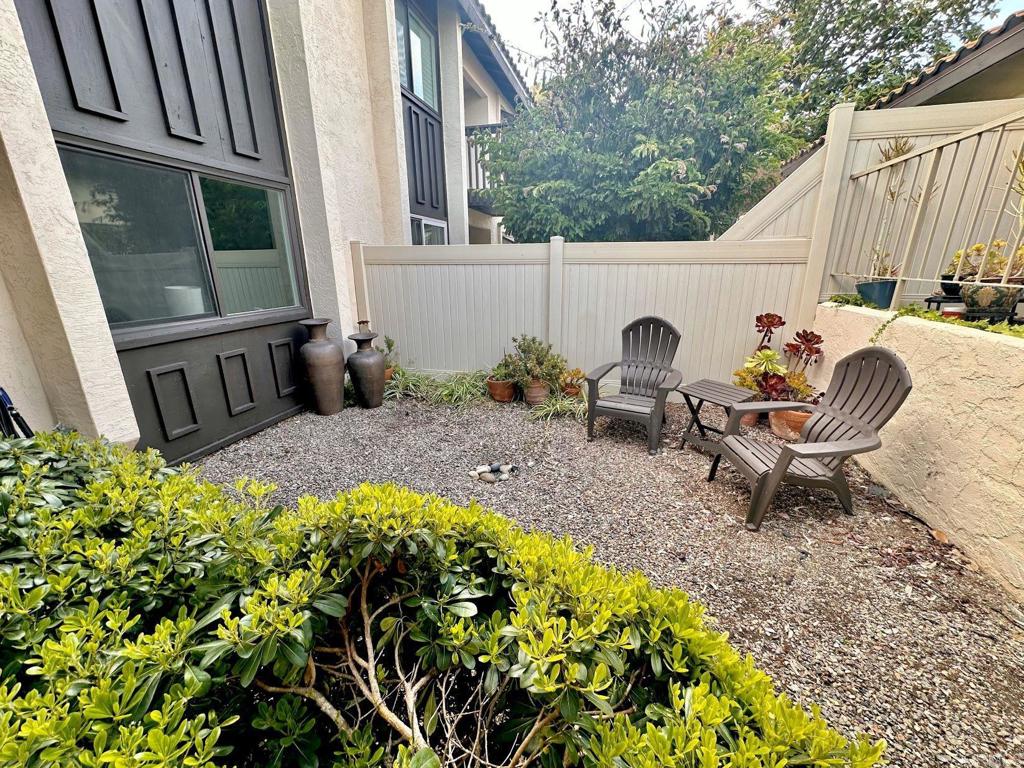 2167 VALLEYDALE Lane