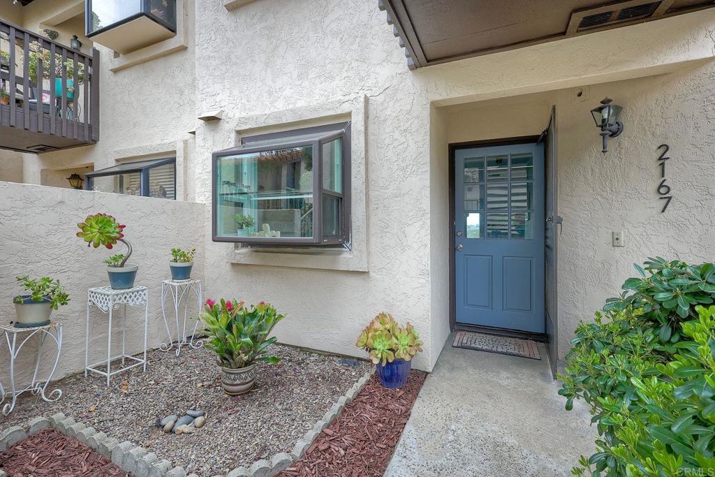 2167 VALLEYDALE Lane