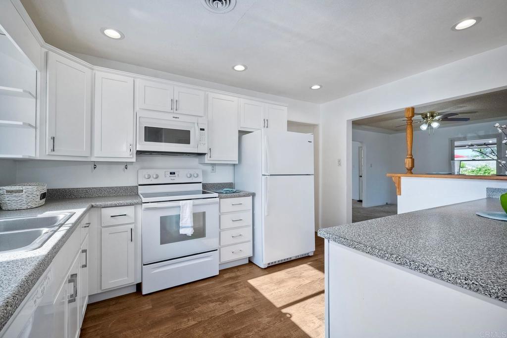 8781 BLUE BOY Lane