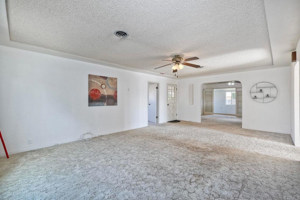 8781 BLUE BOY Lane