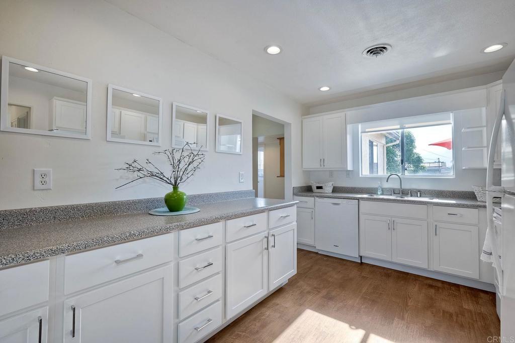 8781 BLUE BOY Lane