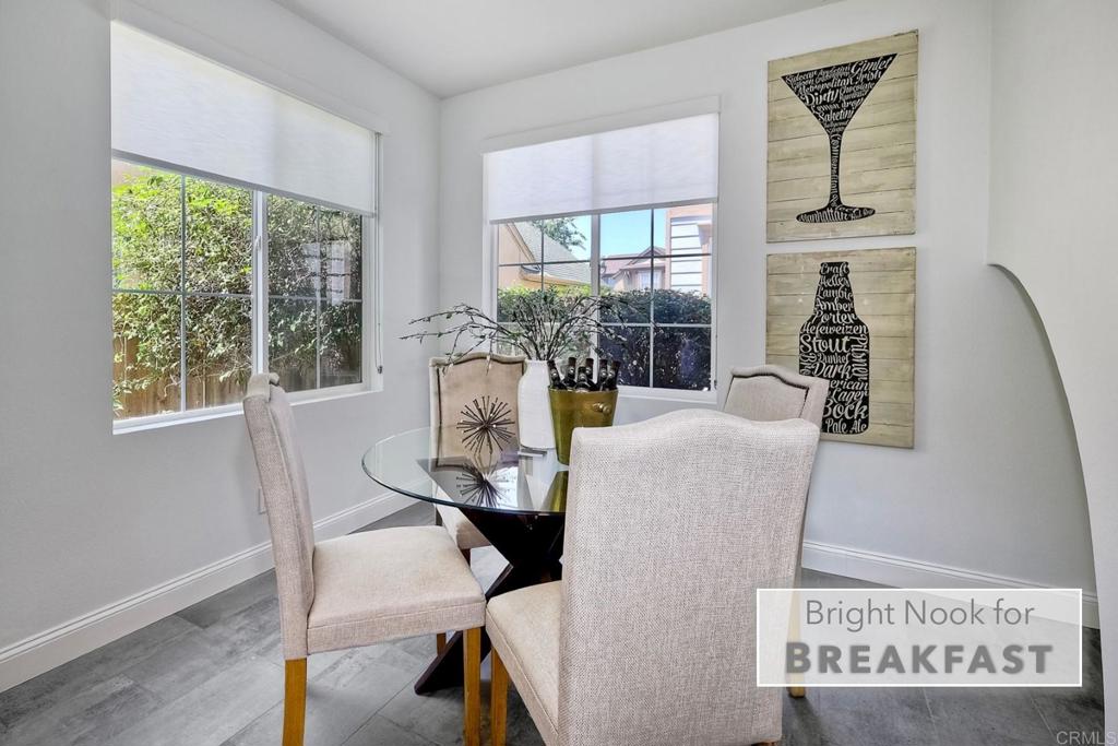 522 POETS Square