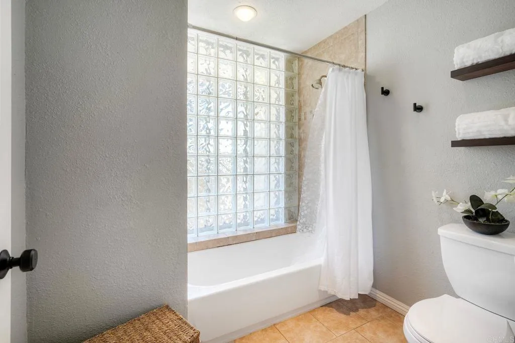 2400 Altisma Way Unit #b