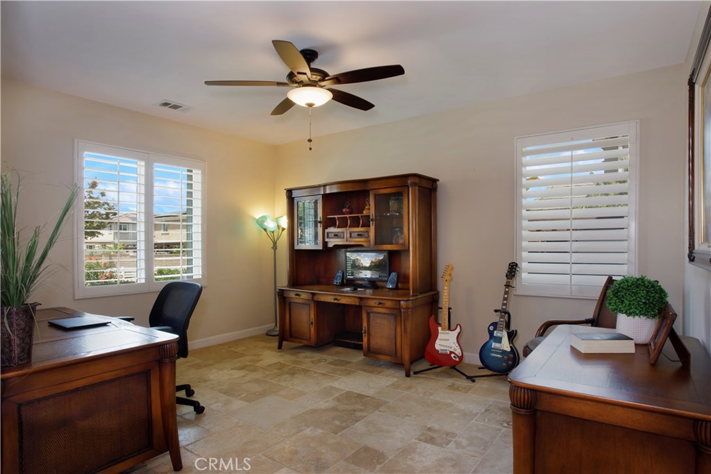 5572 Thoroughbred Street