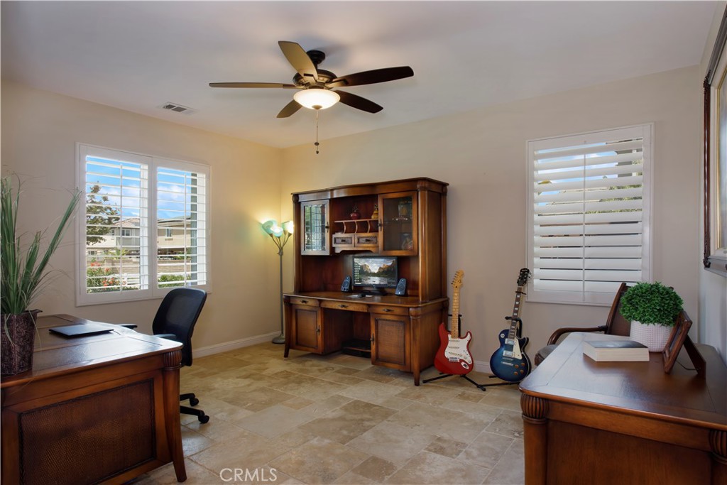 5572 Thoroughbred Street