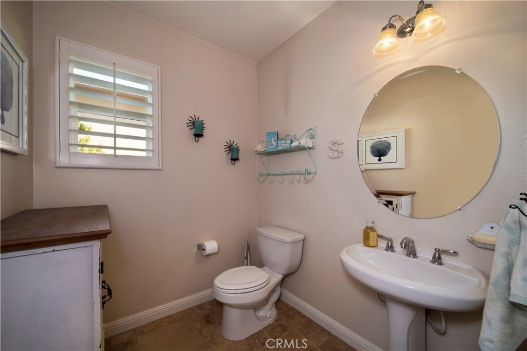 5572 Thoroughbred Street