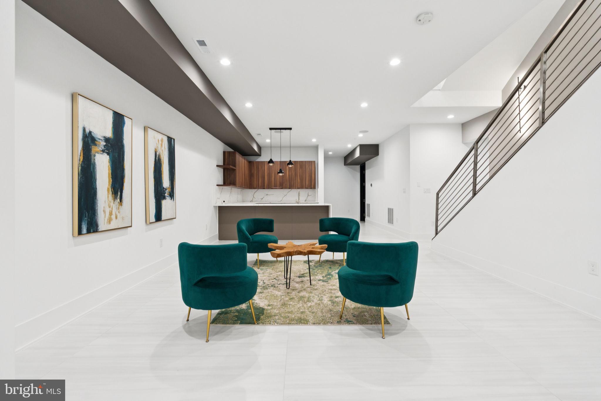 2209 HUNTER MILL ROAD