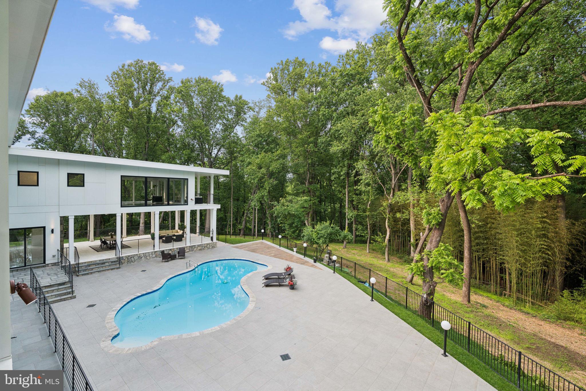 2209 HUNTER MILL ROAD