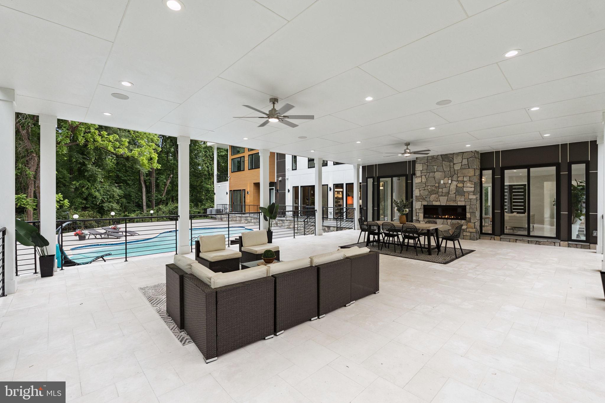 2209 HUNTER MILL ROAD