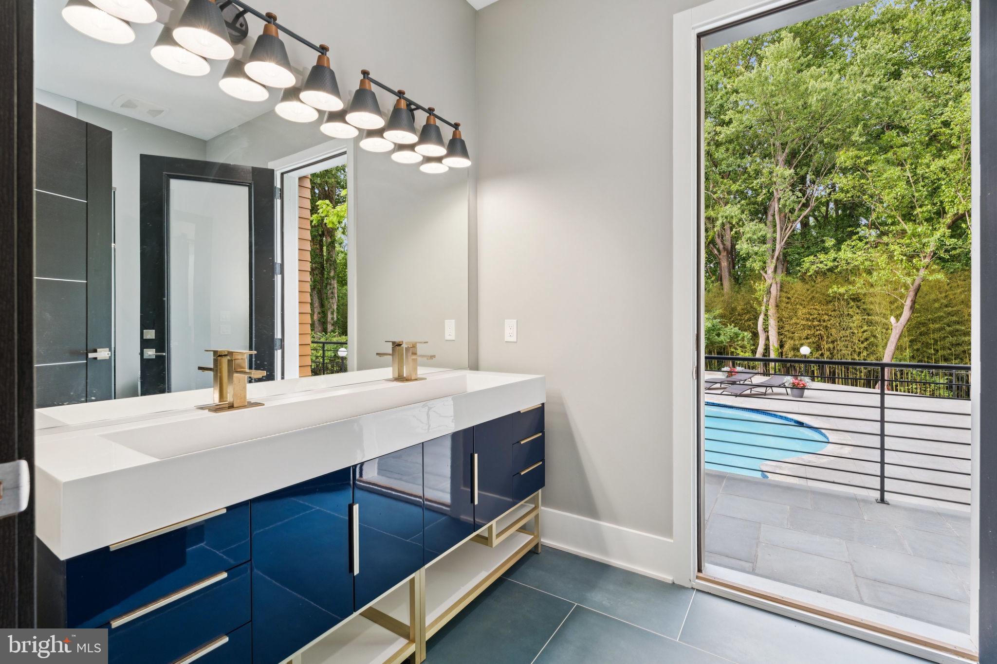 2209 HUNTER MILL ROAD