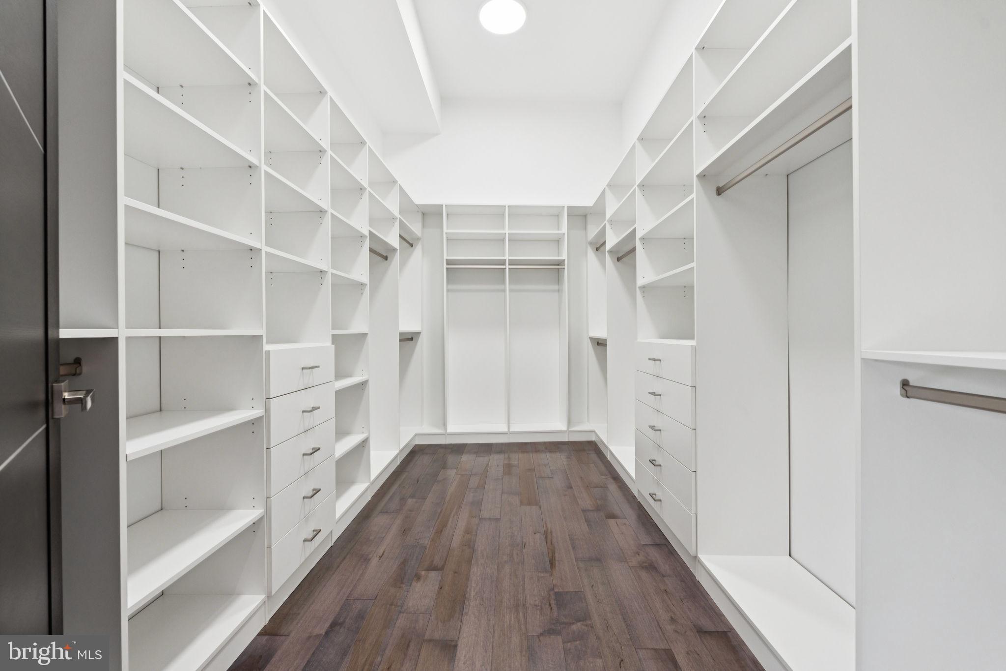 2209 HUNTER MILL ROAD