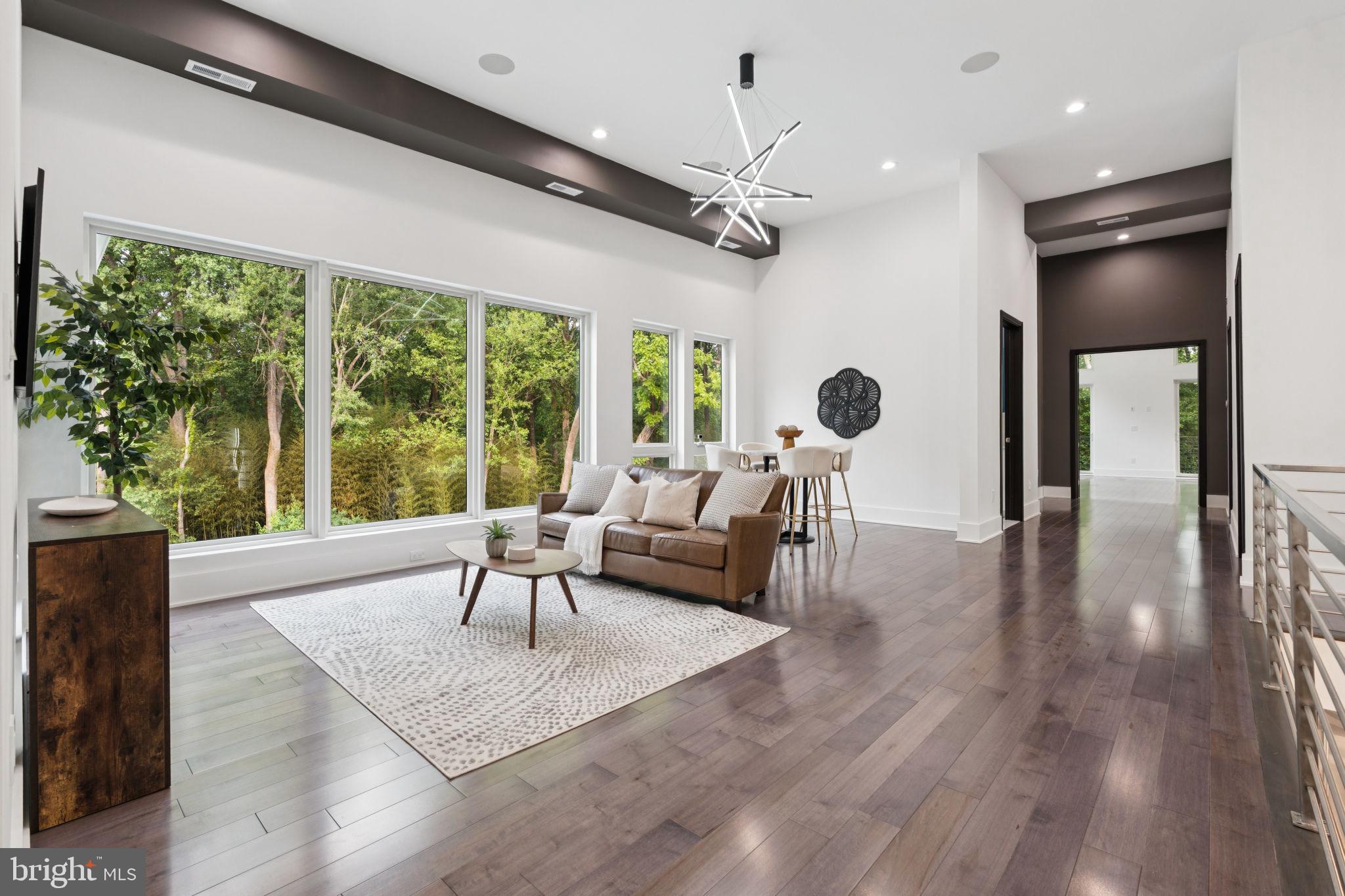 2209 HUNTER MILL ROAD