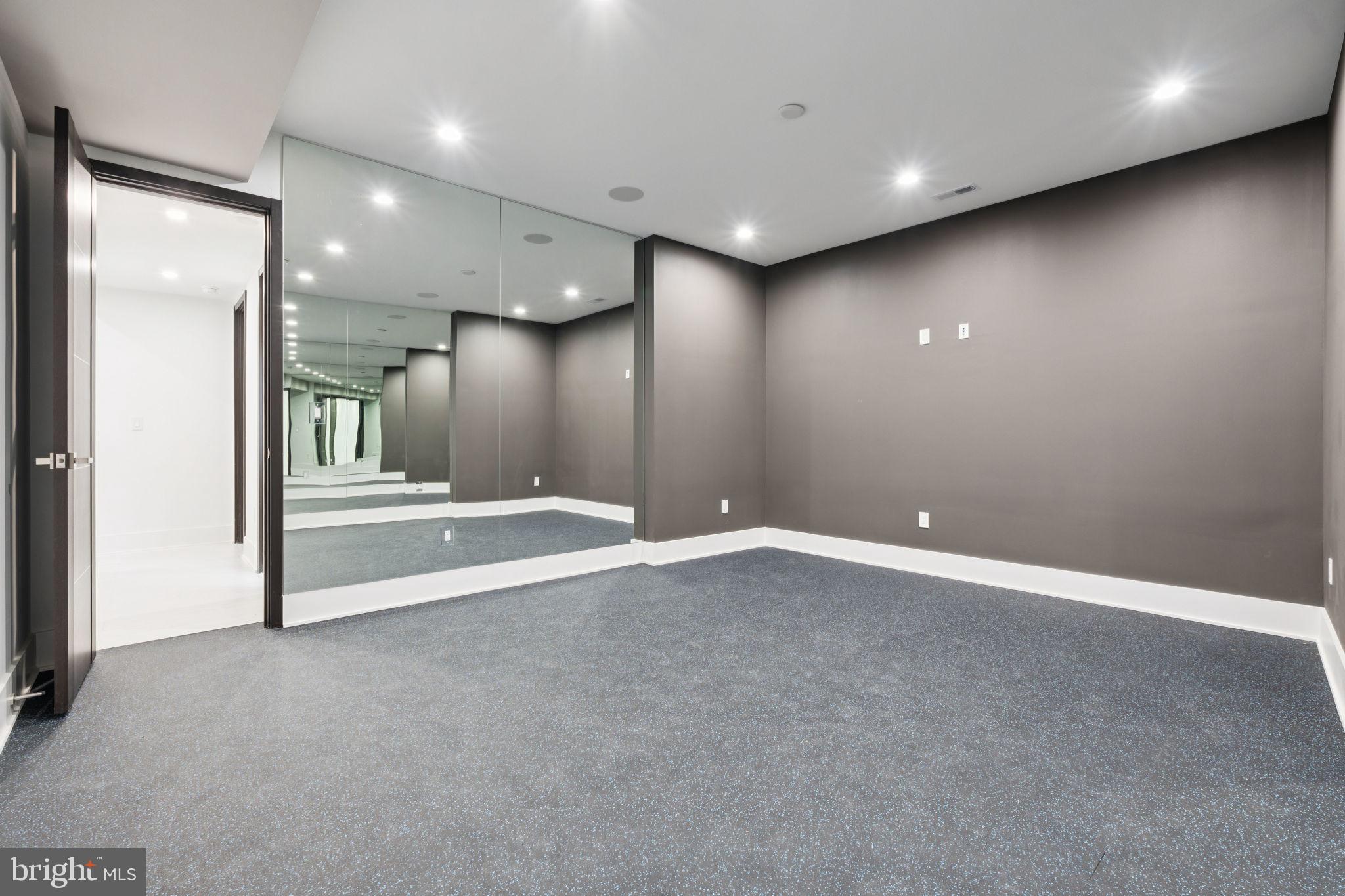 2209 HUNTER MILL ROAD