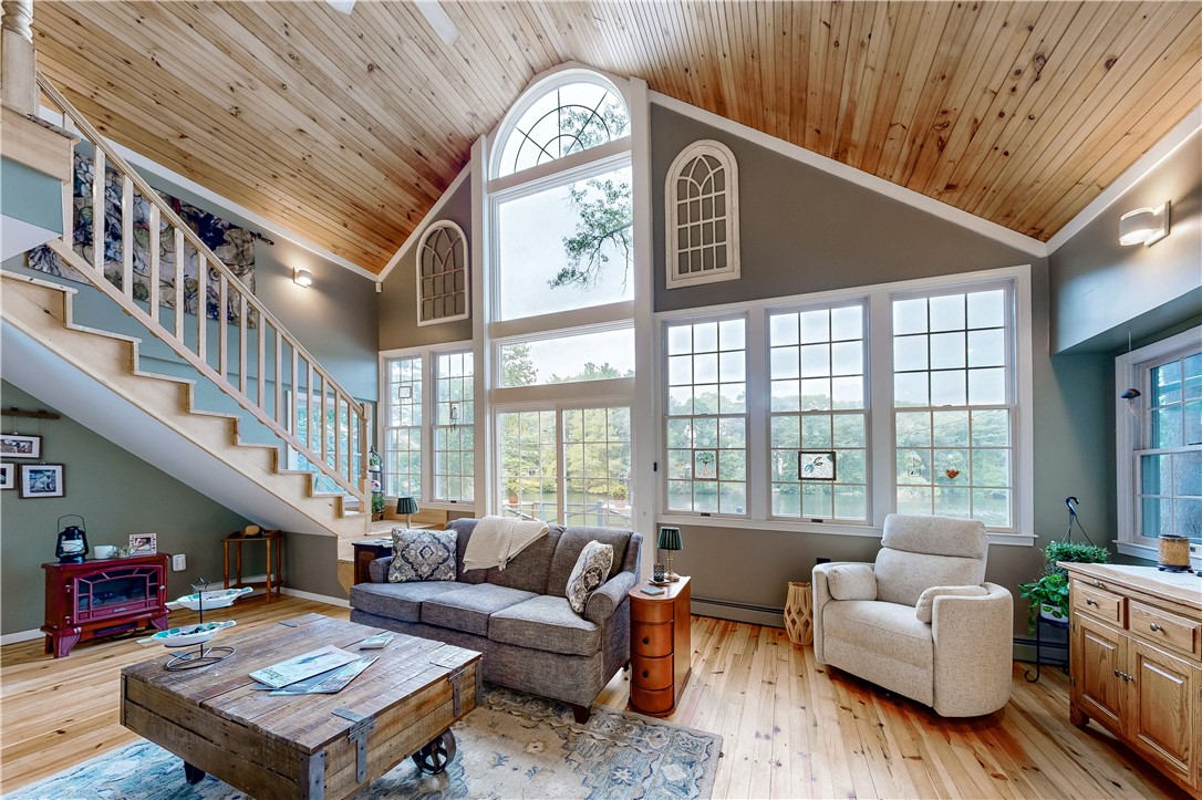 16 Ruff Stone Road