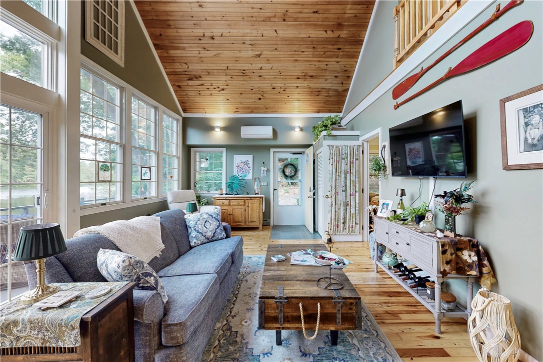 16 Ruff Stone Road