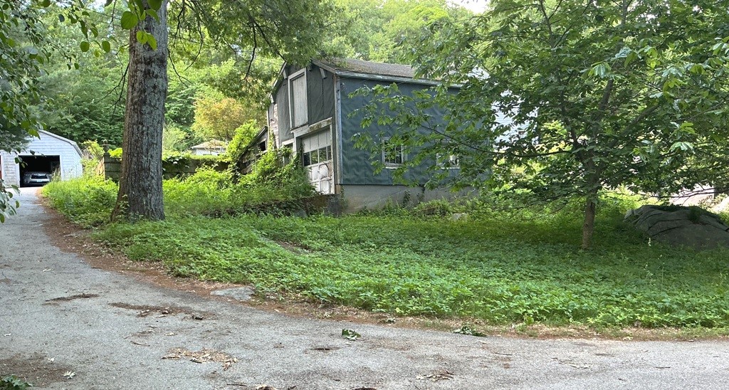 339 Anglewood Drive